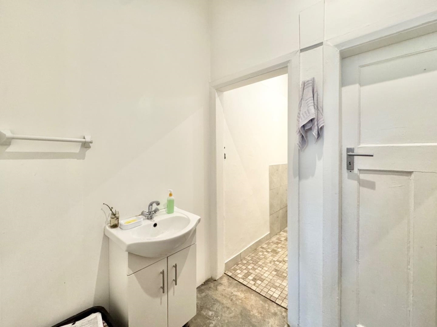 3 Bedroom Property for Sale in Woodstock Western Cape